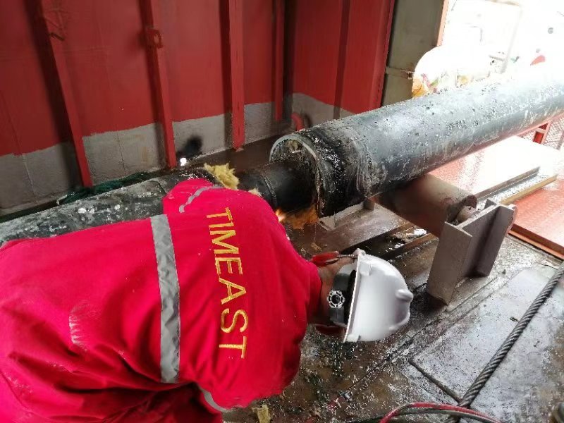 我公司负责施工的原渤西油气处理厂登陆管道与高沙岭港区10万吨级航道一期工程及防波堤一期工程交叉影响区域部分海底管道回收工程项目进展顺利 我公司负责施工的原渤西油气处理厂登陆管道与高沙岭港区10万吨级航道一期工程及防波堤一期工程交叉影响区域部分海底管道回收工程项目进展顺利