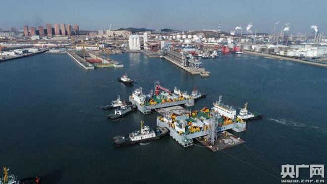 我国北方首条跨海沉管隧道——大连湾海底隧道工程首节沉管成功安装 我国北方首条跨海沉管隧道——大连湾海底隧道工程首节沉管成功安装