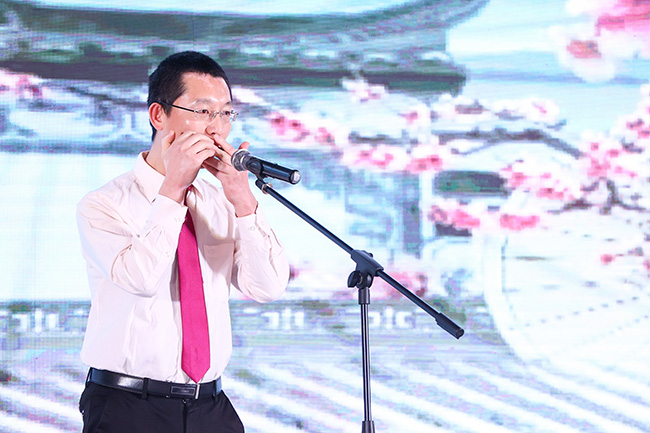 乘风破浪二十载,与时俱进创未来— ag凯发k8国际海工成立20周年年会庆典完美收官 乘风破浪二十载,与时俱进创未来— ag凯发k8国际海工成立20周年年会庆典完美收官