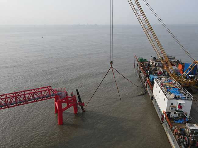 冀东南堡1-29储气库先导试验地面工程注采集输管道项目铺管船施工项目进展顺利 冀东南堡1-29储气库先导试验地面工程注采集输管道项目铺管船施工项目进展顺利