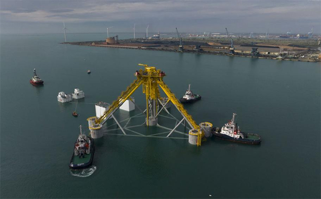 图说丨全球首个张力腿漂浮式海上风电基础下水 图说丨全球首个张力腿漂浮式海上风电基础下水