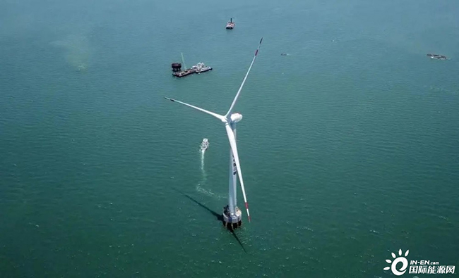 我国首台10兆瓦海上风机护航全球首次海上风电无淡化海水直接电解制氢海试成功 我国首台10兆瓦海上风机护航全球首次海上风电无淡化海水直接电解制氢海试成功