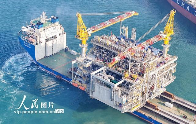 2万吨!青岛造马赞油气田项目关键模块起运 2万吨!青岛造马赞油气田项目关键模块起运