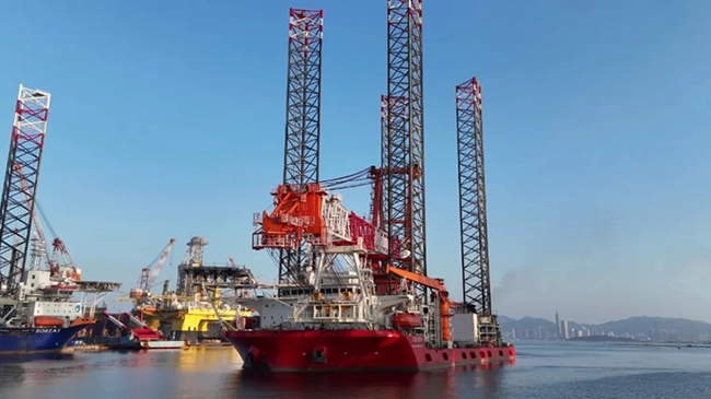 中集来福士交付“华夏鸿鹄01”新型风电安装船 中集来福士交付“华夏鸿鹄01”新型风电安装船