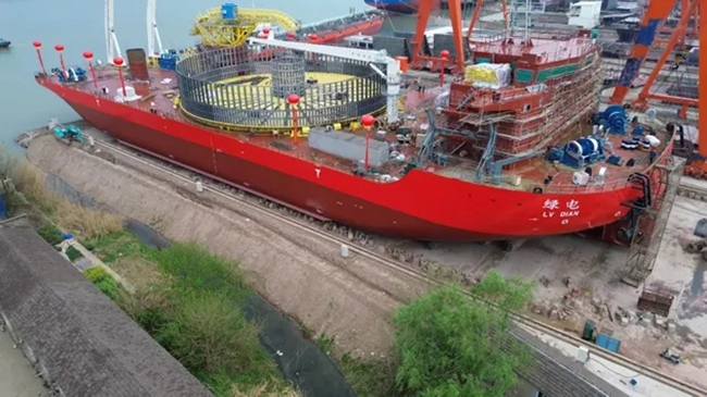 12000吨!国产最大载缆量铺缆船“绿电”号成功下水 12000吨!国产最大载缆量铺缆船“绿电”号成功下水