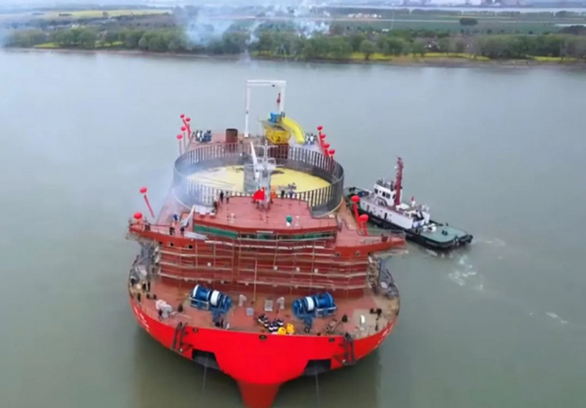 12000吨!国产最大载缆量铺缆船“绿电”号成功下水 12000吨!国产最大载缆量铺缆船“绿电”号成功下水