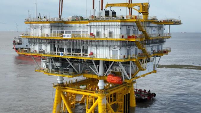 国信大丰海上风电项目升压站吊装任务圆满完成 国信大丰海上风电项目升压站吊装任务圆满完成