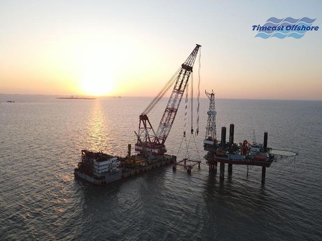 冀东油田(新建导管架和海上简易生产平台的安装)项目进展顺利 冀东油田(新建导管架和海上简易生产平台的安装)项目进展顺利