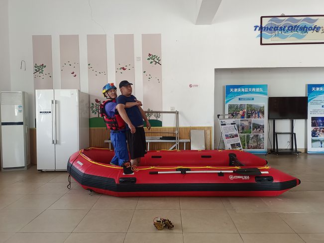 ag凯发k8国际海工携手滨海蓝天救援队开展CPR心肺复苏和基础绳结实地培训活动 ag凯发k8国际海工携手滨海蓝天救援队开展CPR心肺复苏和基础绳结实地培训活动