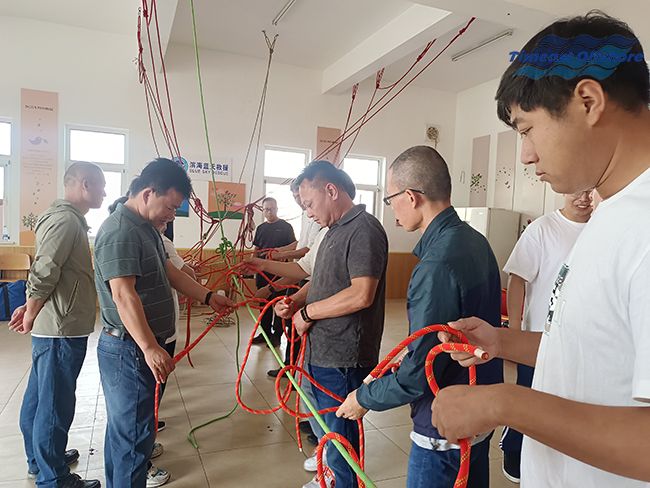 ag凯发k8国际海工携手滨海蓝天救援队开展CPR心肺复苏和基础绳结实地培训活动 ag凯发k8国际海工携手滨海蓝天救援队开展CPR心肺复苏和基础绳结实地培训活动